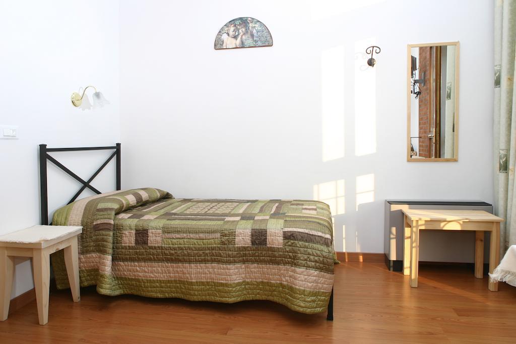 Le Tuie Villa Bologna Cameră foto